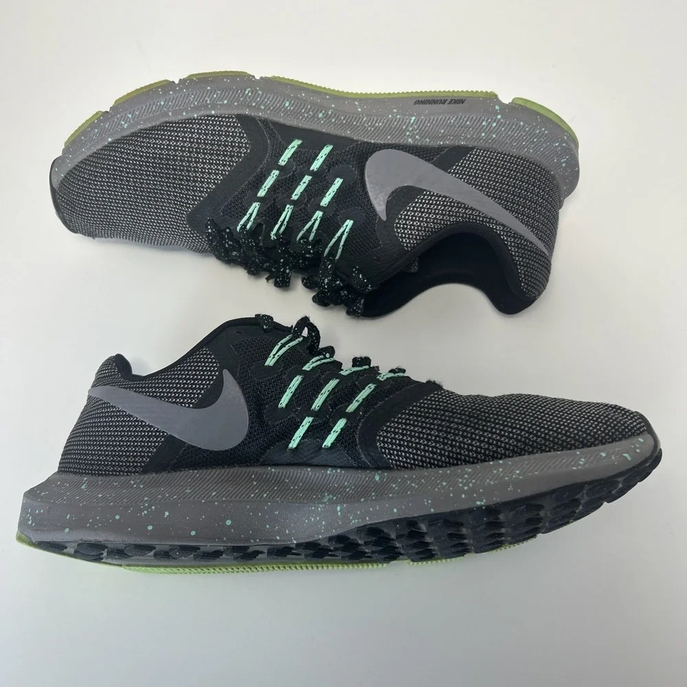 Nike Run Swift Running Shoes Womens SZ 9 Gray Black Green‎ AR1904-001